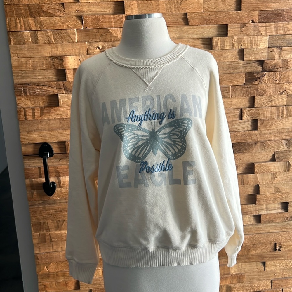 American Eagle sweatshirt